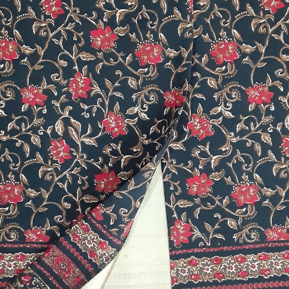 Briggs NY Womans Full Length Skirt Size 10, Zip Closure, Black/Red, Ankle Length - Picture 6 of 9